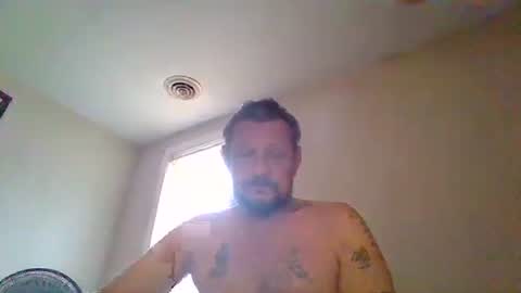 Snapshot of cuntreeboy68 chatting on October 5, 2:43 pm Bash online show from October 5, 2:43 pm