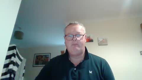 Snapshot of curiousax77 chatting on January 10, 9:55 am curiousax77 online show from January 10, 9:55 am