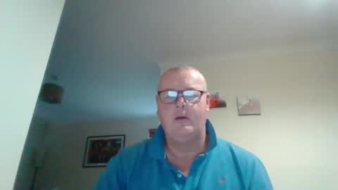 Snapshot of curiousax77 chatting on December 5, 10:23 am curiousax77 online show from December 5, 10:23 am