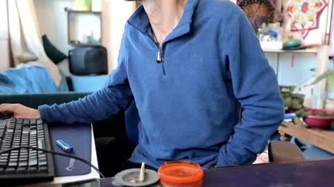 curiousgenie online show from December 18, 2:13 pm