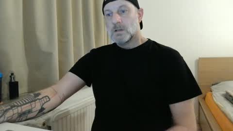 Curman85 online show from February 3, 11:36 pm