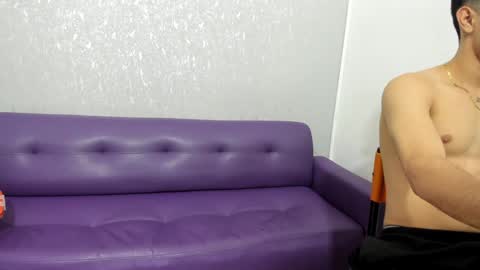 ARTURO-18  MATIAS-18  NIKOLAY-19  HADES-18  GABO-19 online show from January 18, 8:19 pm