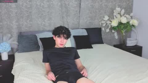 Mike online show from December 4, 7:54 pm