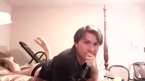 cuteboii29 online show from February 26, 1:53 am