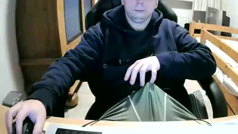 Cuteboy090 online show from February 16, 1:14 am