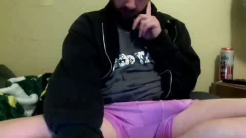 cutehungboi online show from April 1, 4:14 am
