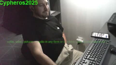 Chris online show from December 18, 6:04 pm