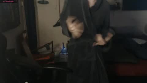 D0pey42O online show from June 11, 9:18 am