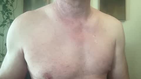 d4ddy858 online show from March 24, 7:07 pm