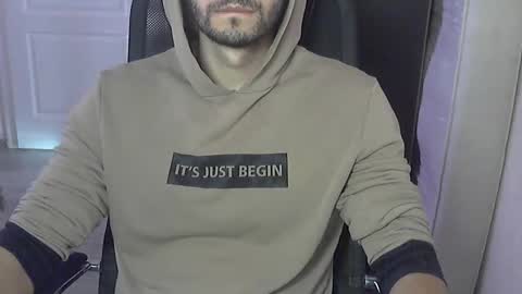 Snapshot of d_____________k chatting on September 22, 1:32 pm Dolce online show from September 22, 1:32 pm