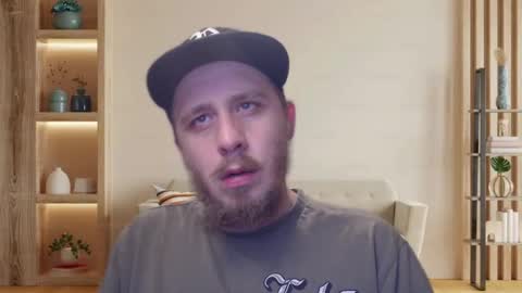 Snapshot of dabbydaddy25 chatting on October 5, 10:52 am dabbydaddy25 online show from October 5, 10:52 am