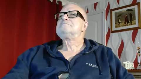 Brian ... online show from April 20, 8:11 pm