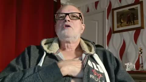 Brian ... online show from October 23, 8:34 pm