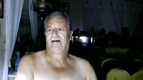 daddydick873570 online show from August 4, 1:00 am