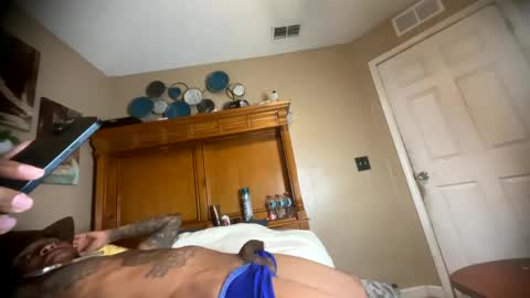 Snapshot of daddyjanimal chatting on October 9, 4:06 am sexy tatted king bbc online show from October 9, 4:06 am
