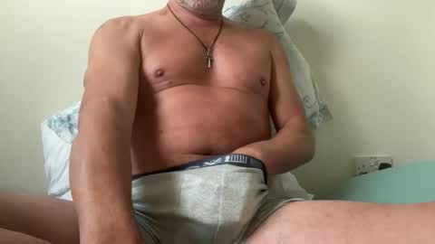 Snapshot of daddyskool2 chatting on October 20, 1:04 pm daddyskool2 online show from October 20, 1:04 pm