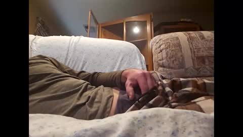 Snapshot of dailyjerker84 chatting on March 4, 7:54 pm DailyJerker84 online show from March 4, 7:54 pm