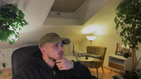 Daimon  online show from November 14, 12:25 am