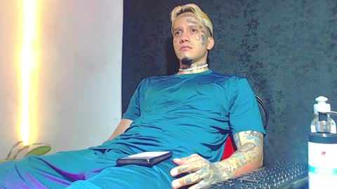 Daimond hope666 online show from January 1, 4:07 am