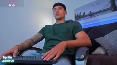 DAMIAN online show from February 3, 10:53 am