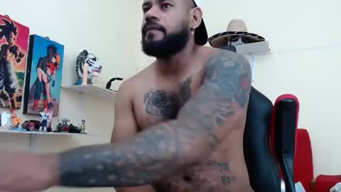 Snapshot of damian64436171 chatting on September 16, 1:23 pm damian64436171 online show from September 16, 1:23 pm