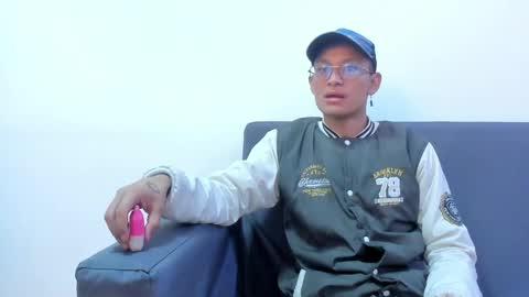 Damian Garcia online show from May 30, 3:23 pm