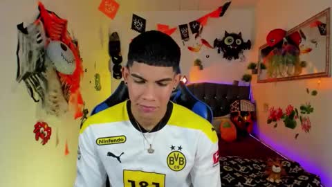 Damian online show from October 27, 3:09 am