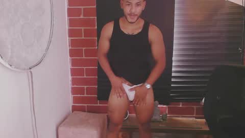 instagram damiannreed. online show from January 22, 3:51 pm