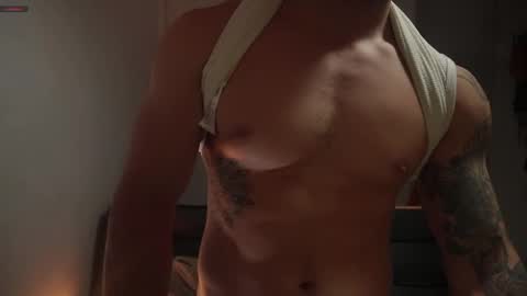 insta damn8   --------  online show from September 22, 1:05 am