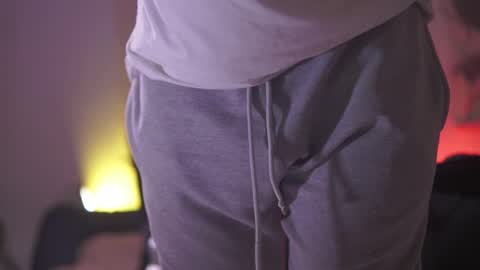 insta damn8   --------  online show from March 11, 12:44 am