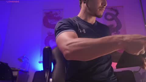 insta damn8   --------  online show from February 11, 11:33 pm