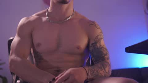 insta damn8   --------  online show from March 12, 11:44 pm