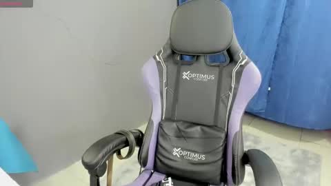 damien_444 online show from November 8, 4:59 am