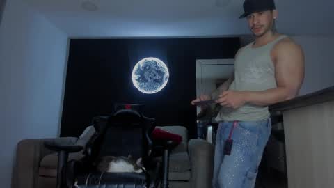 INSTAGRAM  DAMMIANMILLEROFICIAL online show from April 18, 11:37 pm