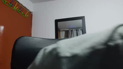 x  x online show from April 21, 1:42 am