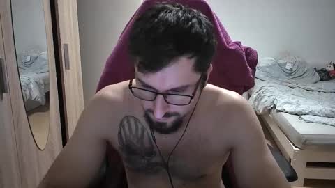 King Dan online show from October 5, 8:35 pm