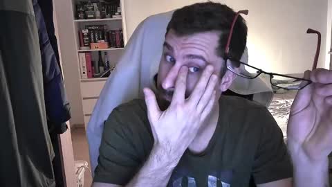 King Dan online show from December 18, 7:19 pm