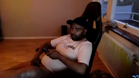 dan_the_man43 online show from June 27, 1:52 am