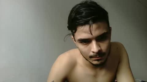 Snapshot of dani_42017 chatting on January 10, 10:04 pm dani_42017 online show from January 10, 10:04 pm