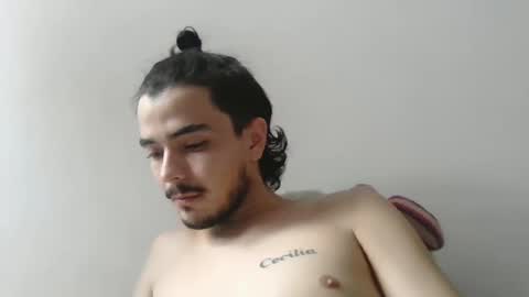 Snapshot of dani_42017 chatting on February 4, 12:33 pm dani_42017 online show from February 4, 12:33 pm