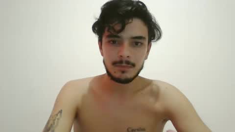 Snapshot of dani_42017 chatting on February 15, 10:11 pm dani_42017 online show from February 15, 10:11 pm