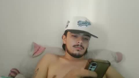 Snapshot of dani_42017 chatting on January 28, 1:05 pm dani_42017 online show from January 28, 1:05 pm