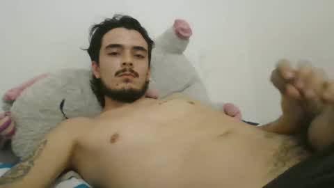 Snapshot of dani_42017 chatting on March 12, 10:39 pm dani_42017 online show from March 12, 10:39 pm