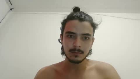 Snapshot of dani_42017 chatting on February 7, 11:45 am dani_42017 online show from February 7, 11:45 am