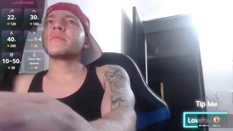 Snapshot of daniel_vargas5 chatting on January 23, 5:35 am Daniel online show from January 23, 5:35 am