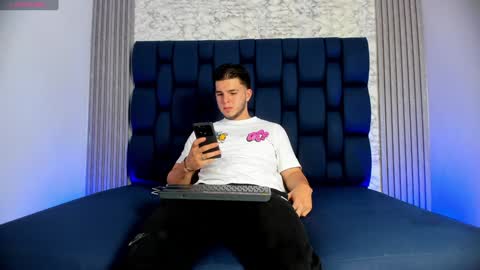 Snapshot of danielclarton chatting on December 11, 6:48 pm DANIEL online show from December 11, 6:48 pm