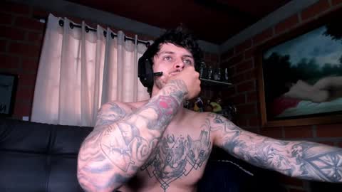 Snapshot of daniele_bunny chatting on January 13, 5:55 pm Daniele Bunny online show from January 13, 5:55 pm