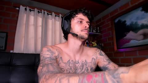 Snapshot of daniele_bunny chatting on January 18, 6:32 pm Daniele Bunny online show from January 18, 6:32 pm