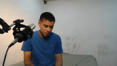 danielitopapii online show from December 21, 1:04 am