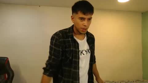 danielitopapii online show from May 27, 10:12 am